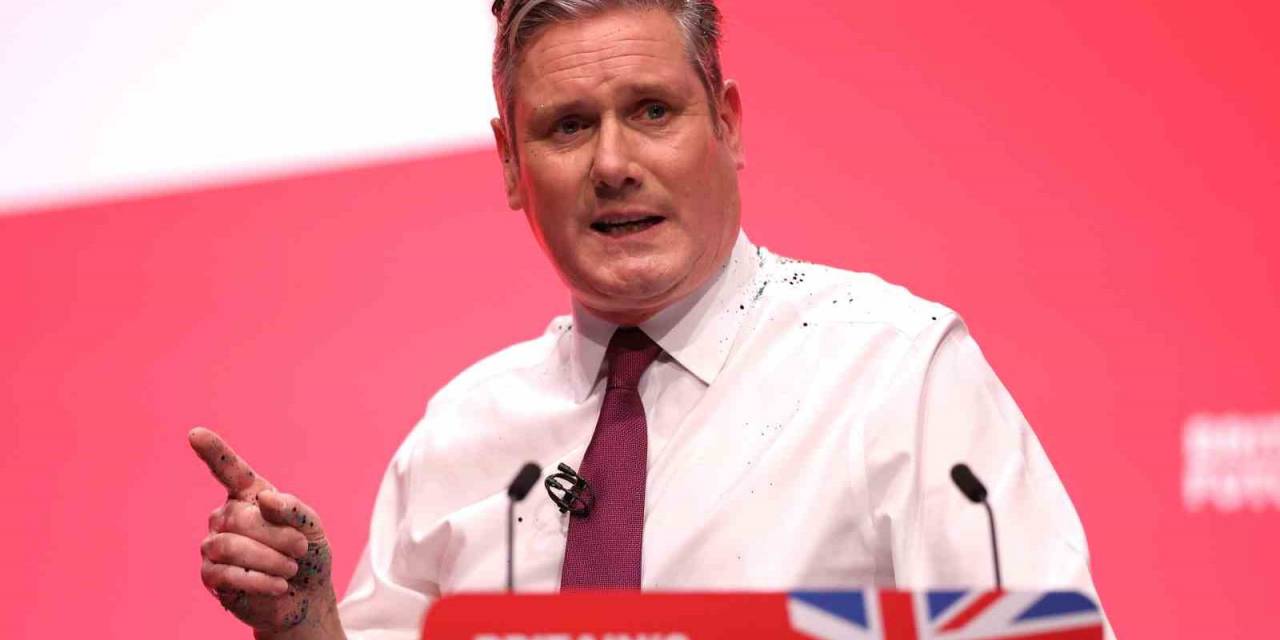 İngiltere’de 11 Meclis Üyesi Gazze’de Ateşkes Çağrısının Reddedilmesi Nedeniyle İşçi Partisi’nden Ayrıldı