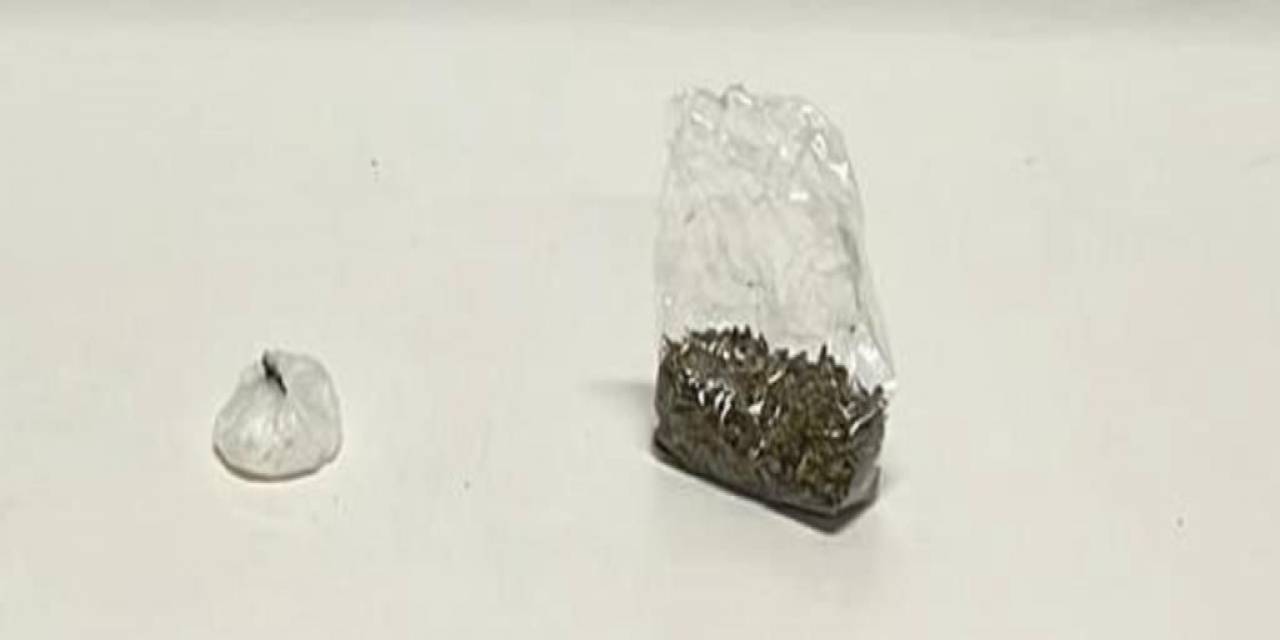 Aranan Şahıs Üzerinde Uyuşturucu İle Yakalandı