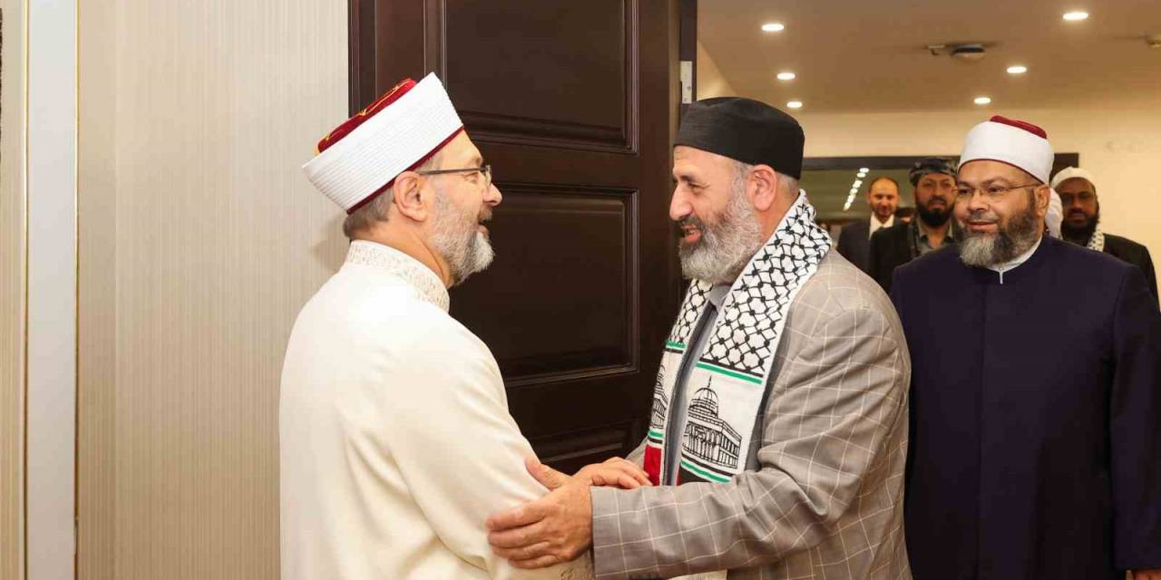 Diyanet İşleri Başkanı Erbaş, Filistinli Alimler Birliği Başkanı Tekruri Ve Heyetini Kabul Etti