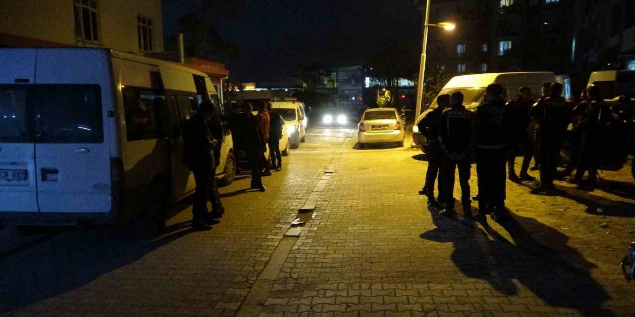 Husumetlilerin Kavgasında Kan Aktı: 2 Yaralı