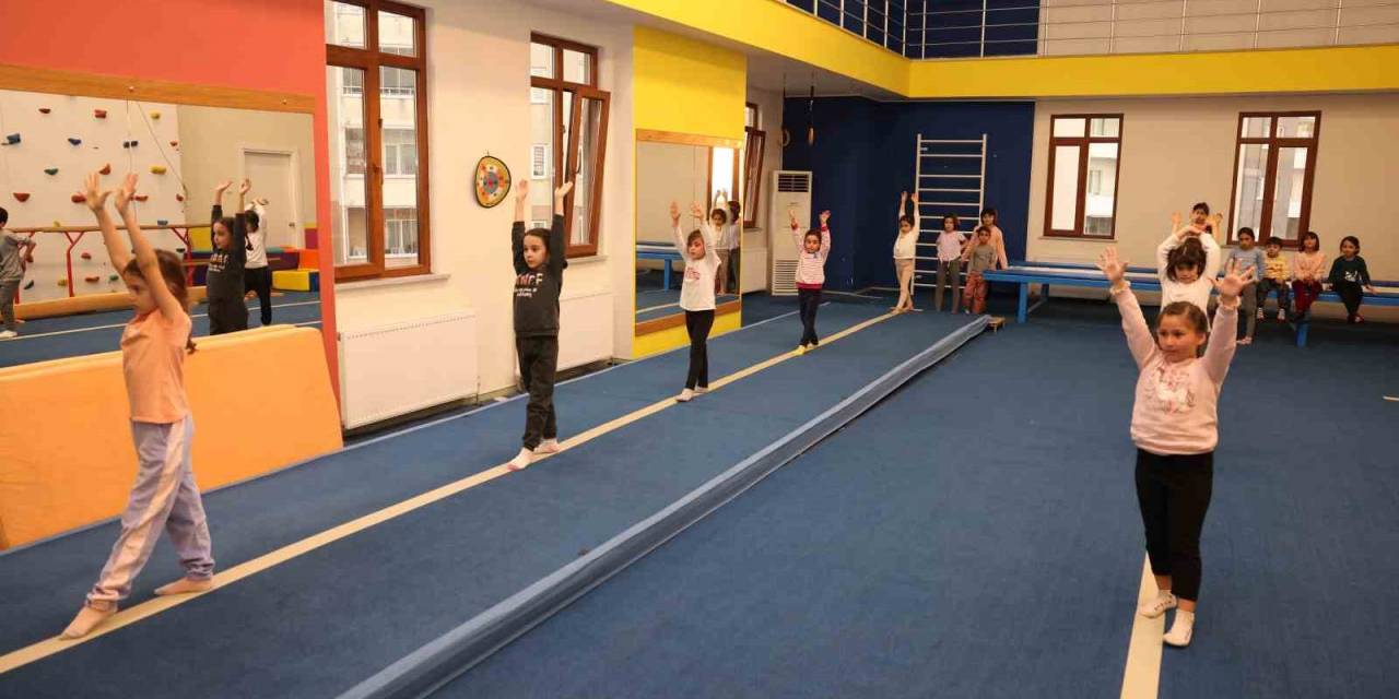 Kış Spor Okulları Kayıtları Başlıyor