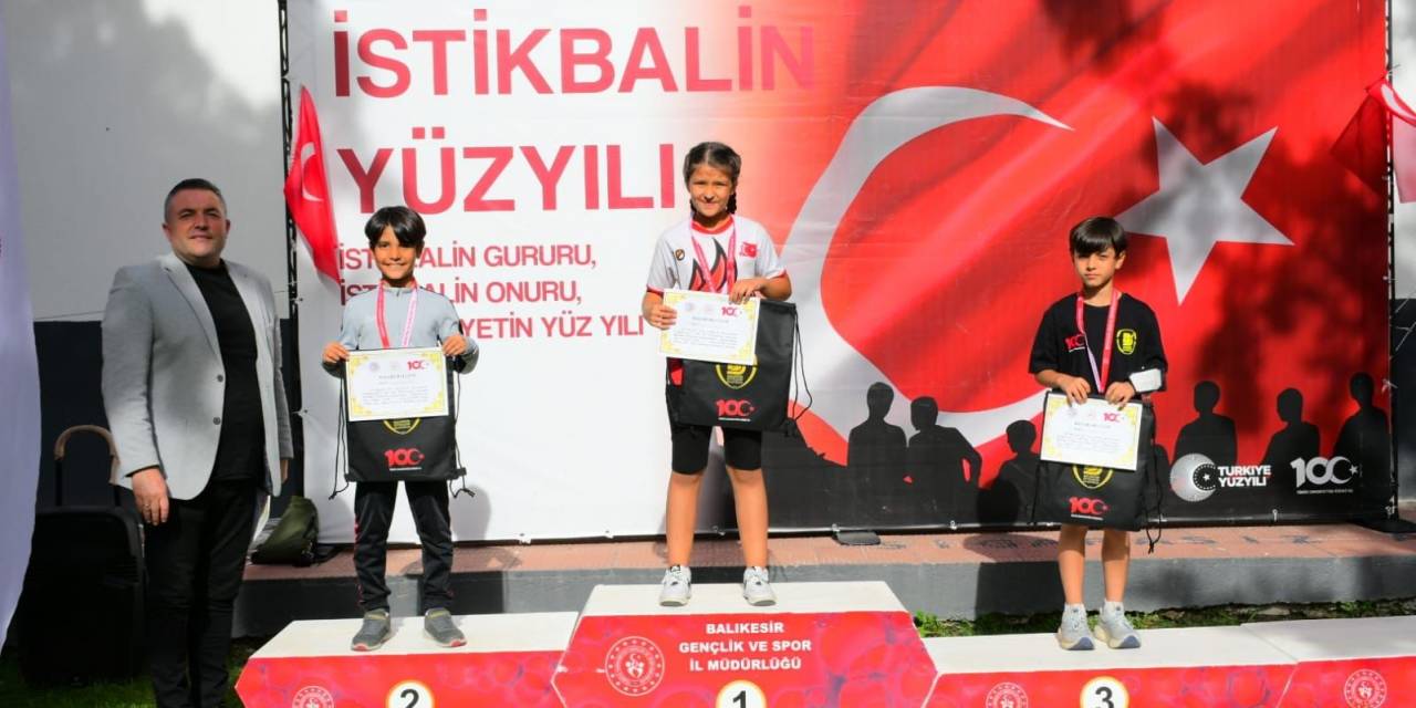 Balıkesir’de Hafta Sonu Genç Sporcular Kıyasıya Yarıştı