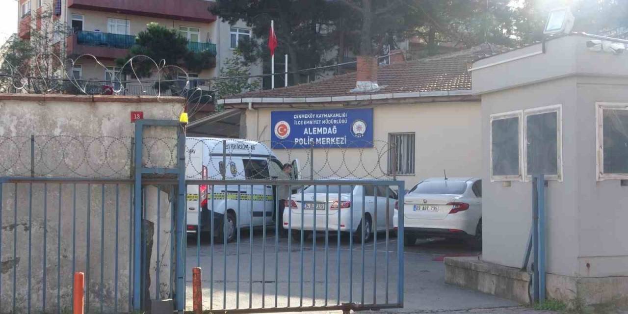 Türk Halk Müziği Sanatçısı Mustafa Küçük Ve Komşusu Arasında Alacak Verecek Kavgası