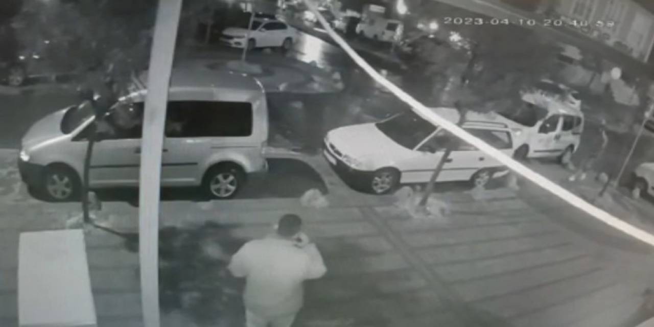 İstanbul’da Boksör Gence İntikam Saldırısı Kamerada: Dövdüğü Şahıs Tarafından Silahla Vuruldu