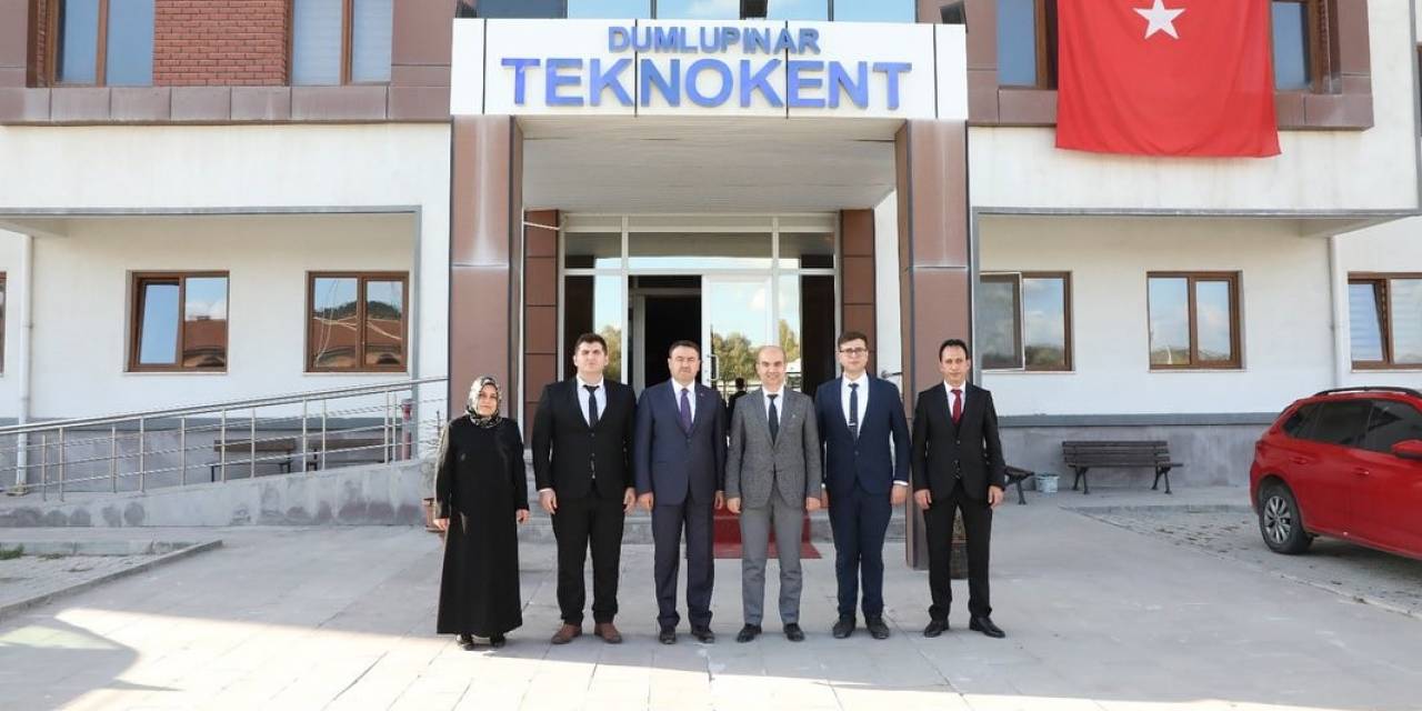 Vali Musa Işın, Kütahya Tasarım Teknokent’i Ziyaret Etti