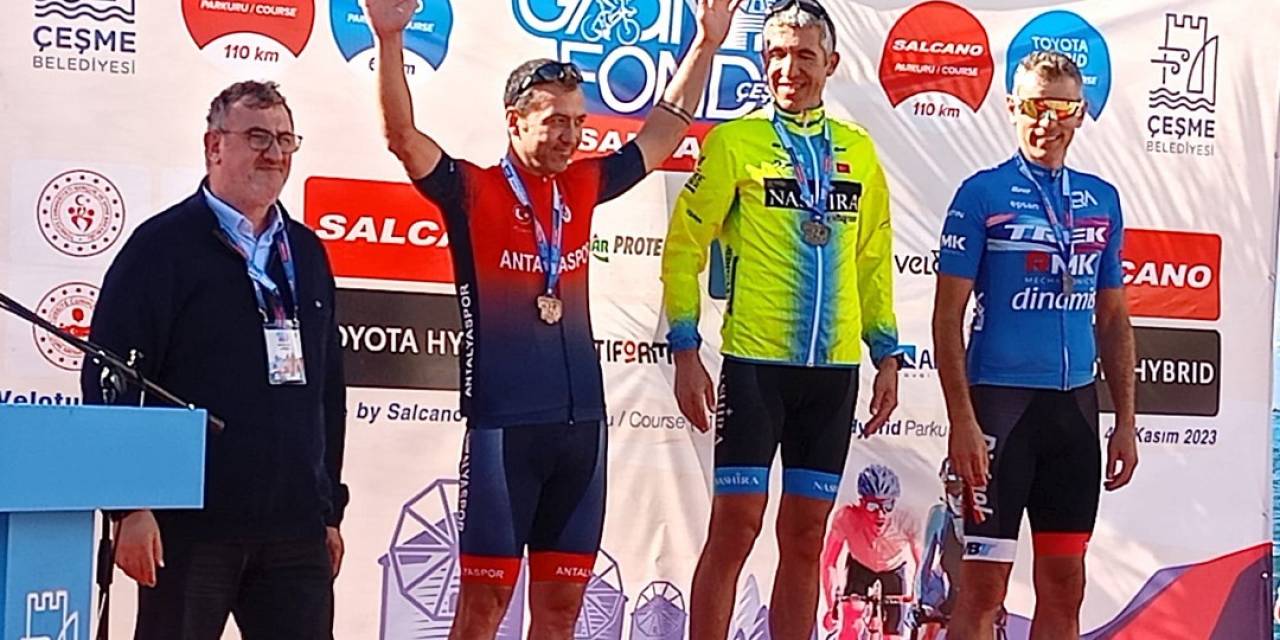 Antalyaspor Bisiklet Takımı, Çeşme’de Kürsü Yaptı