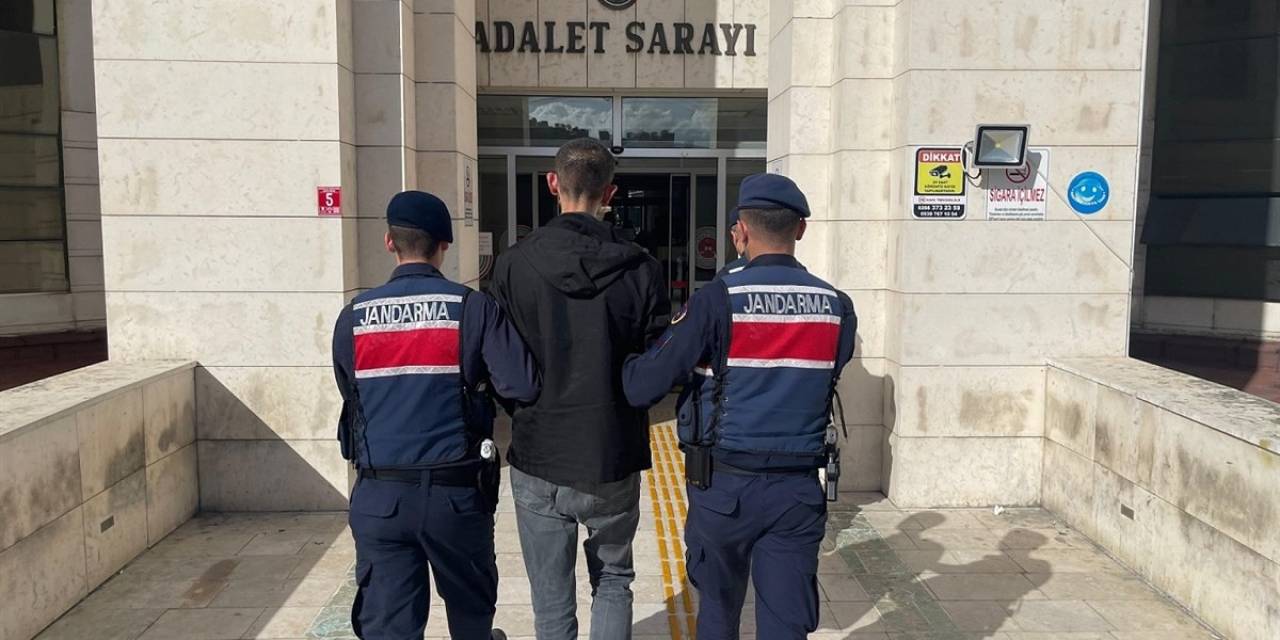 Sahte Mit’çi Jandarmadan Kaçamadı