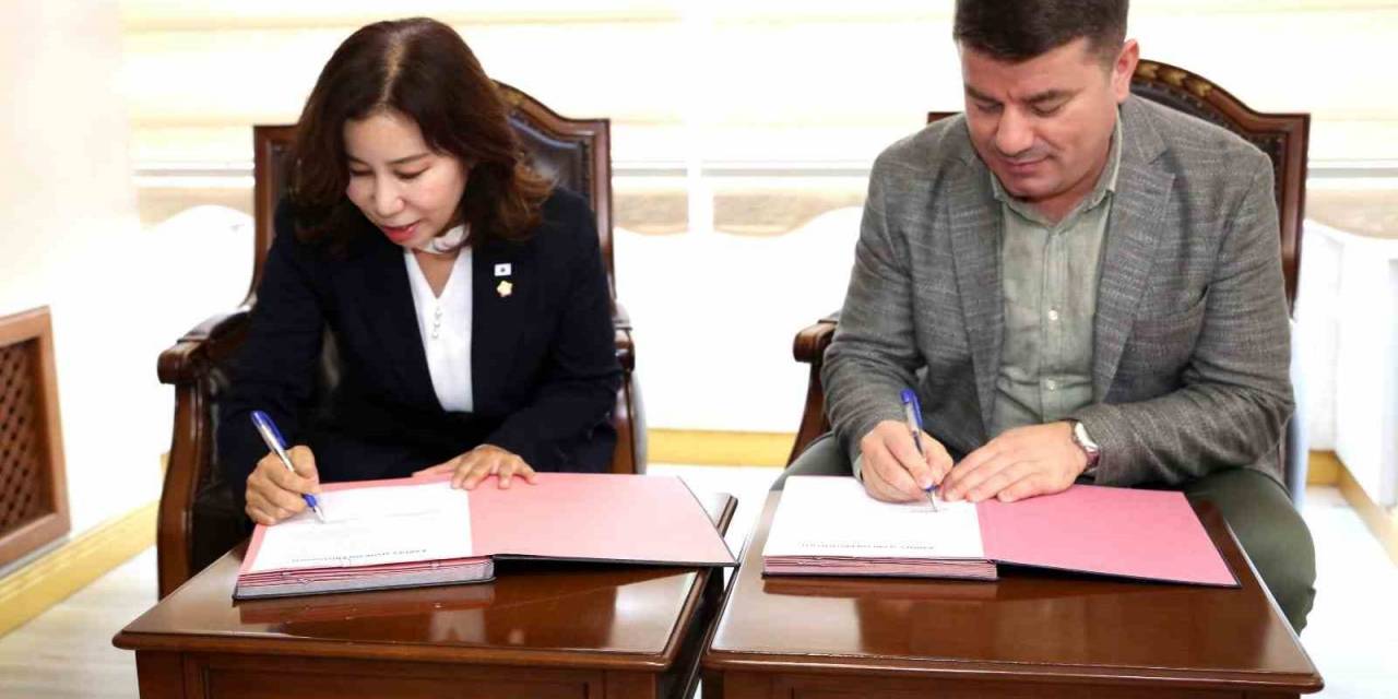 Aksaray İle Güney Kore’nin Hwaseong Şehri Kardeş Oldu