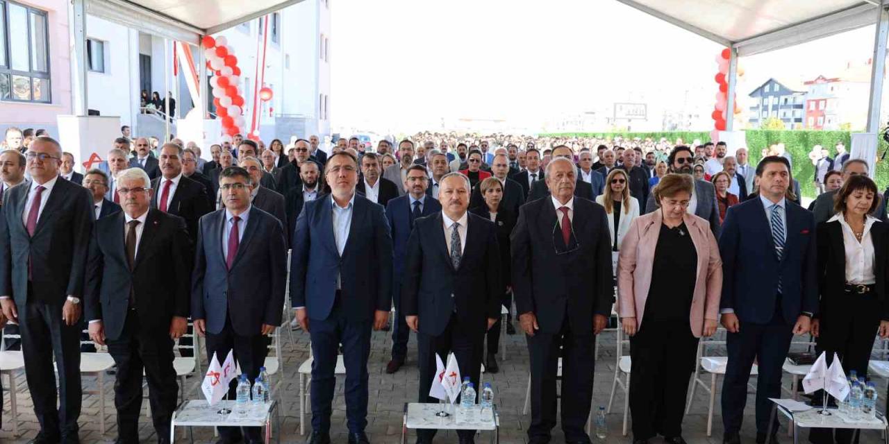 Anadolu Vakfı, Mahmut-dudu Yazıcı Anadolu Lisesi İle Türkiye’nin Eğitim Sistemine Bir Eser Daha Kazandırdı