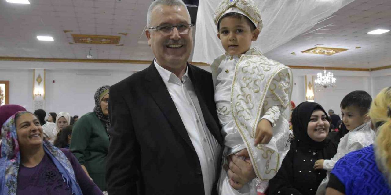 Karacabey’de Toplu Sünnet Şöleni Heyecanı