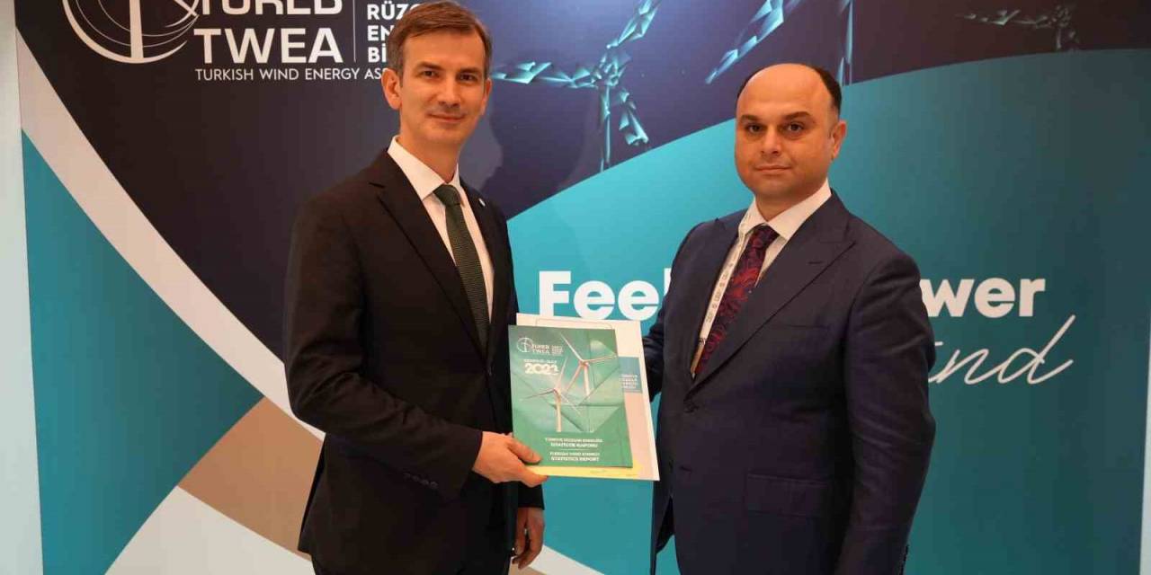 Türkiye Rüzgar Enerjisi Kongresi (Türek), "Rüzgarın Yüzyılı" Temasıyla Başladı