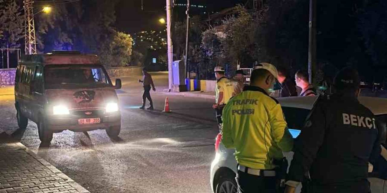 Kozan’da 10 Aranan Şahıs Yakalandı