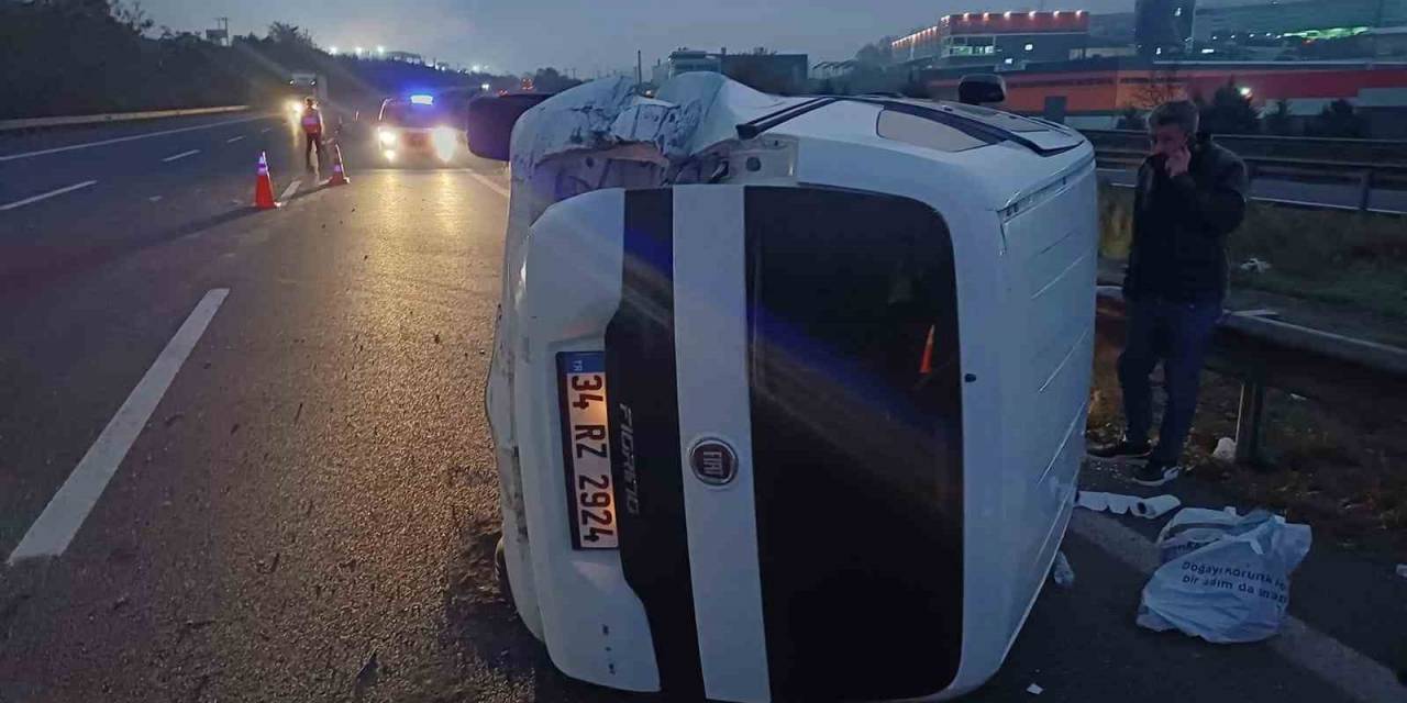 İki Otomobil Çarpıştı 6 Kişi Yaralandı