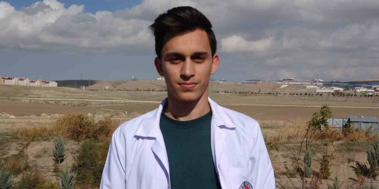 Filistinli Öğrenci: "İsrail’in Saldırıları Yeni Değil"