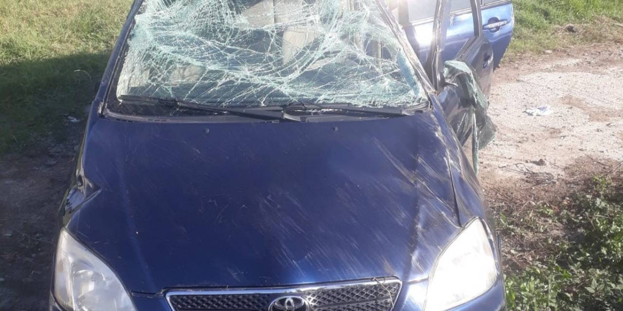 Otomobil Kavşakta Takla Attı: 1 Yaralı