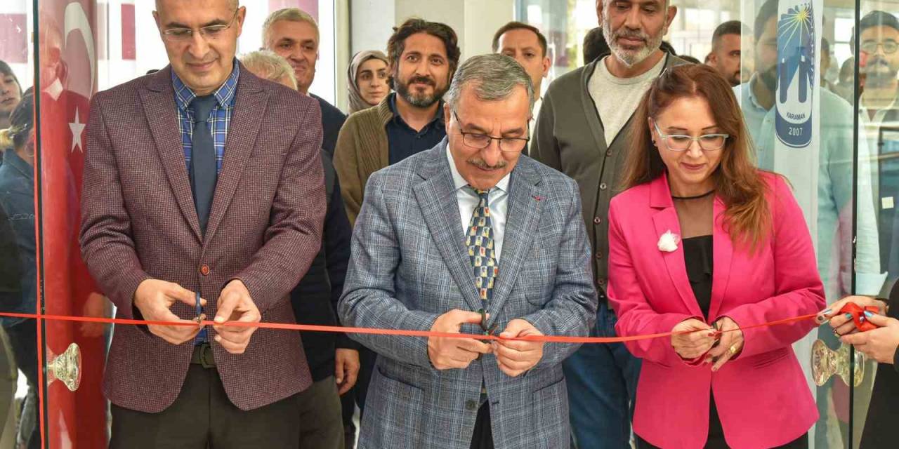 Kmü’de Cumhuriyet Temalı Kişisel Seramik Sergisi