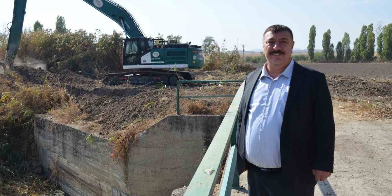 Porsuk Çayı’nda Temizlik Ve İyileştirme Çalışmaları