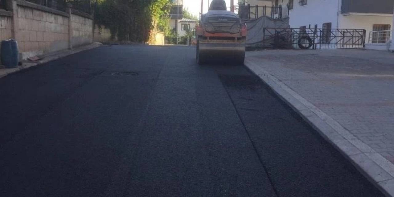 Pursaklar’da Kış Öncesi Yol Yenileme Seferberliği