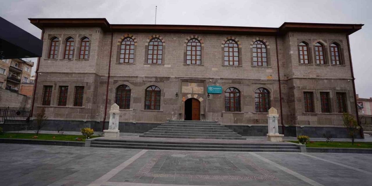 Eski Öğretmen Evi Otel Olarak Hizmet Verecek