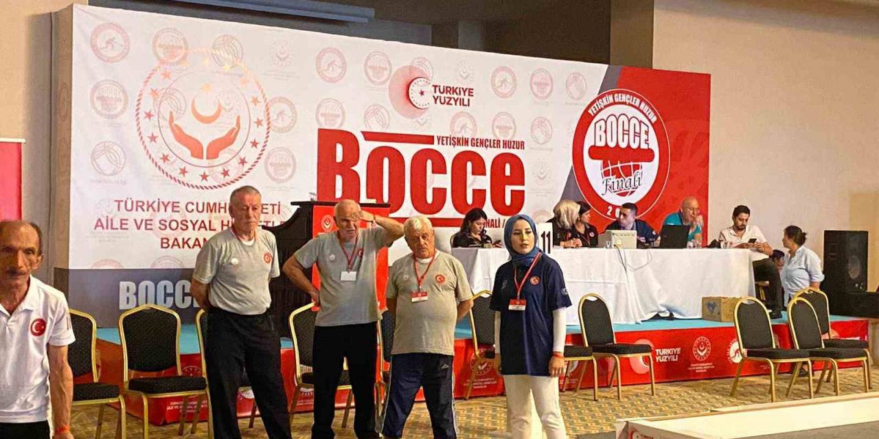 Çınarcık Huzurevi Bocce Takımı Yalova’yı Başarıyla Temsil Etti