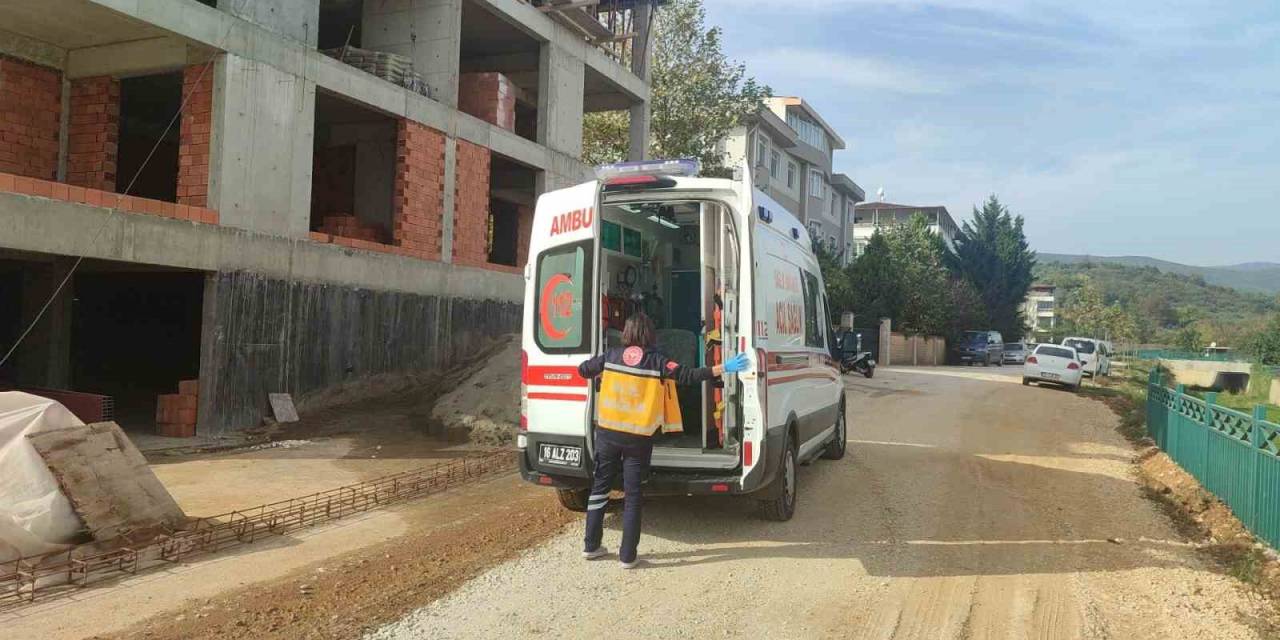 Bursa’da İnşaattan Düşen İşçi Yaralandı