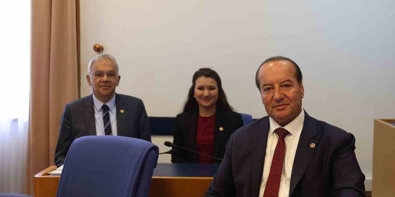 Milletvekili Akay, Karabük’ün Sanayiye İlişkin Taleplerini Bakan Kacır’a İletti