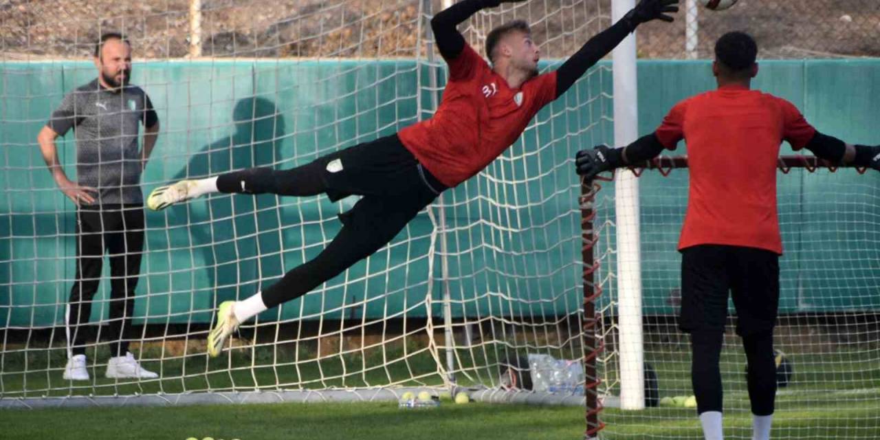 Bodrum Fk Teknik Direktörü Taşdemir: "Taraftarlarımızla Aile Gibiyiz"