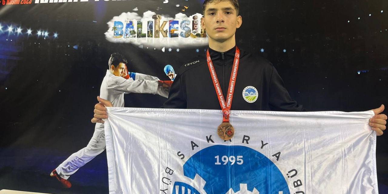 Sakarya Büyükşehir Karate Sporcularından Gurur Tablosu