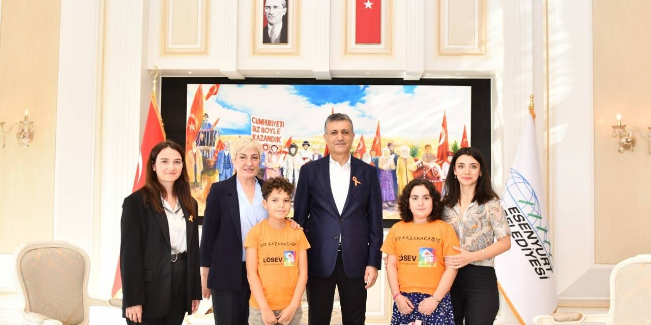 Lösemili Çocuklardan Başkan Bozkurt’a Ziyaret