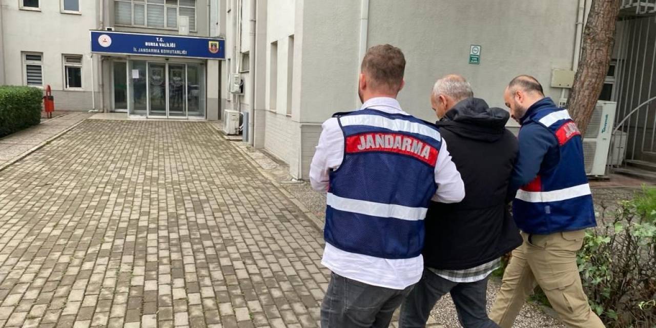 Bursa Jandarması Aranan 102 Şüpheliyi Yakaladı