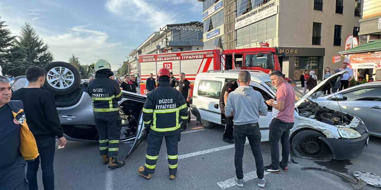 Cip, Hafif Ticari Araç İle Çarpıştı: 2 Yaralı