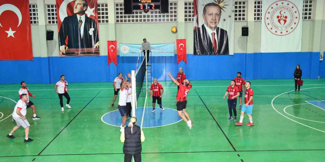 Türkeli’de Kurumlar Arası Voleybol Turnuvası Sona Erdi