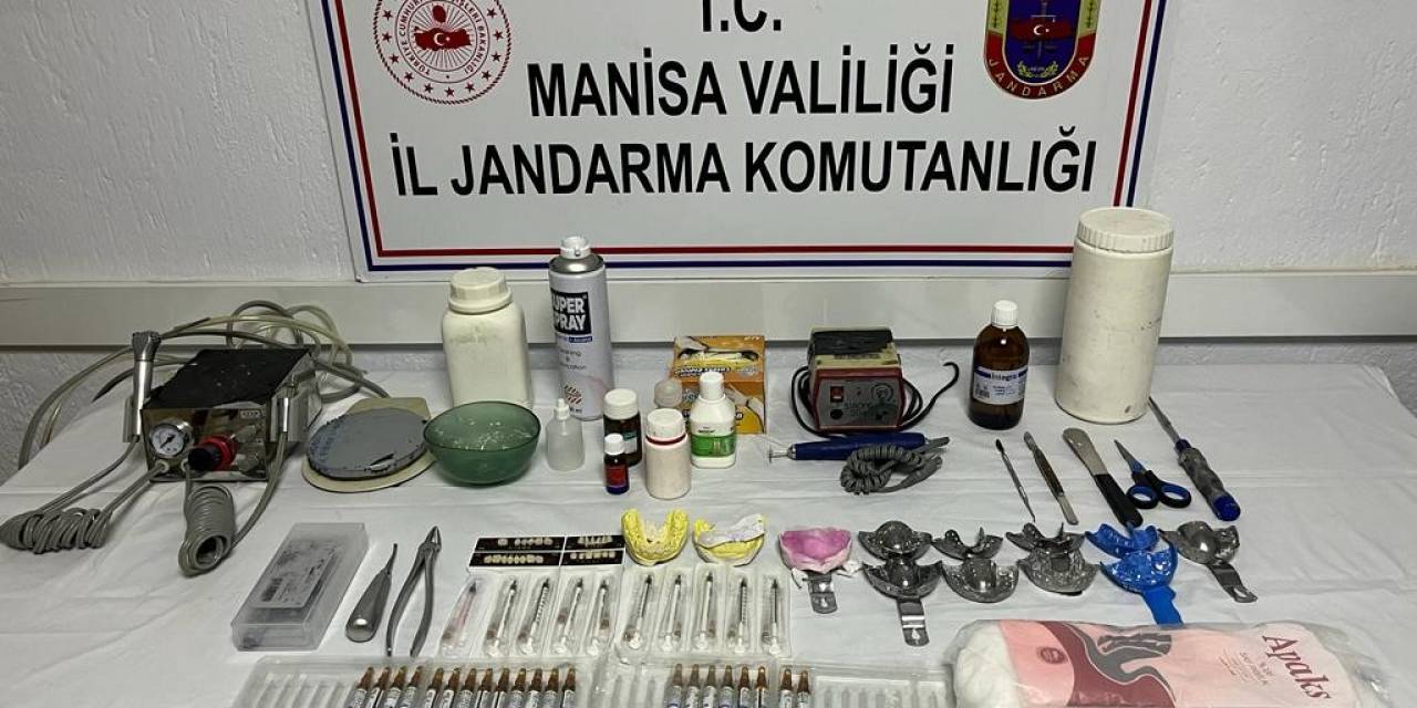 Alaşehir’de Seyyar Sahte Dişçilere Suçüstü