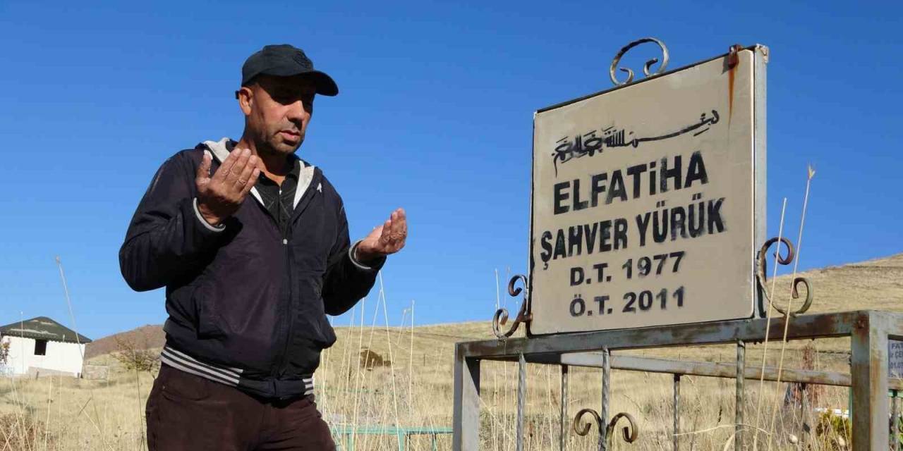 12 Yıldır Dinmeyen Acı: Depremde Eşini Ve 3 Çocuğunu Kaybetti