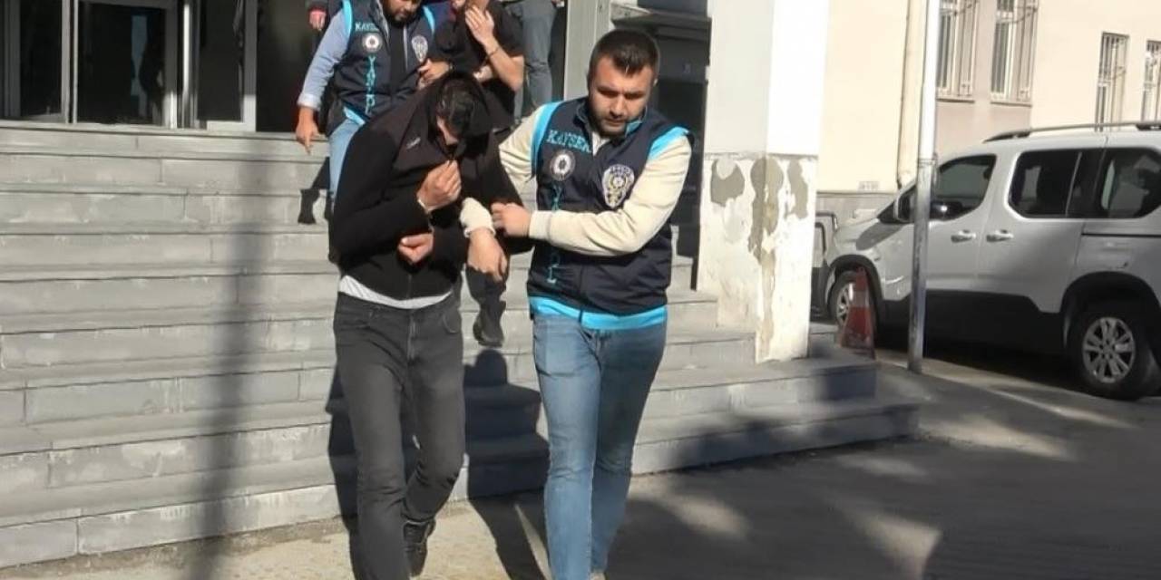Kar Vaadiyle 7 Kişiyi 1 Milyon Tl Dolandıran 3 Kişi Serbest Bırakıldı