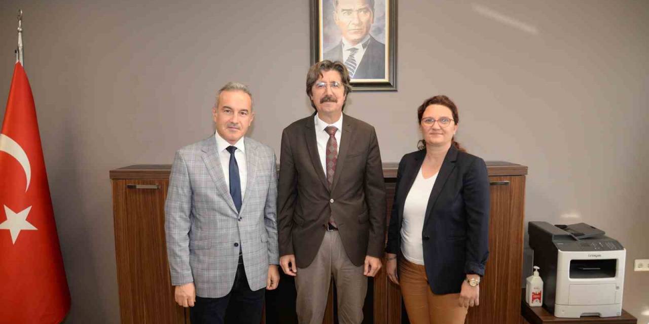 Fen-edebiyat Fakültesi’nde Bayrak Değişimi