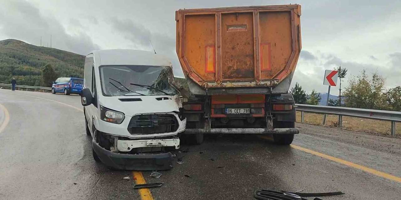 Yağmur Kazayı Beraberinde Getirdi: 1 Yaralı