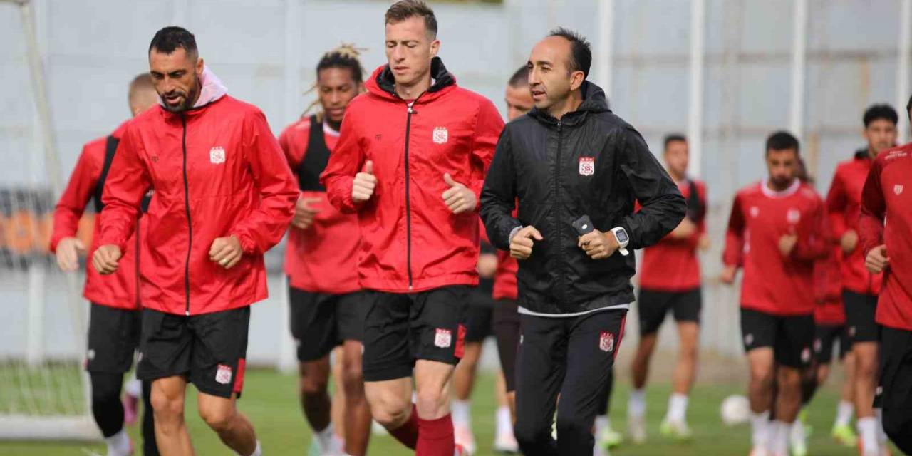 Sivasspor, Karagümrük Maçına Hazırlanıyor