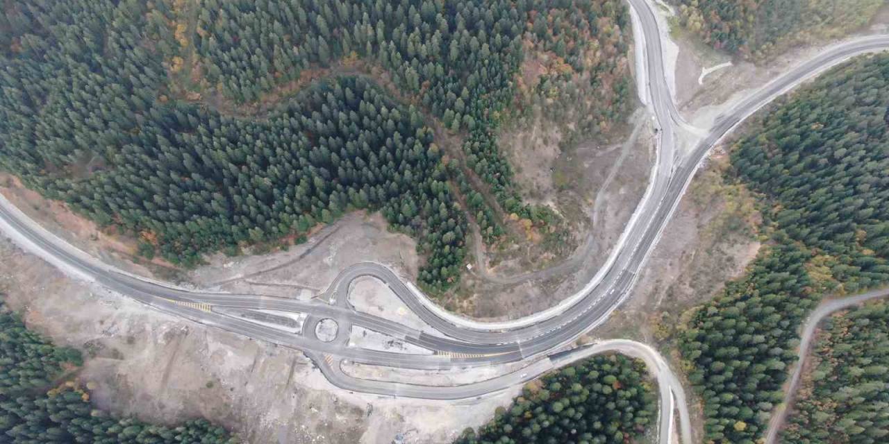 Akıllı Kavşak Akılları Karıştırdı: Bu Kavşakta Kim Nereden Döneceğini Bilemiyor