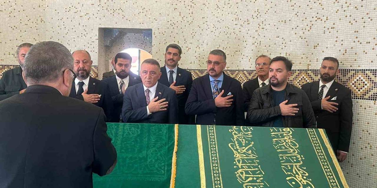 Mhp İl Başkanı Doğan, Hüseyin Gazi Türbesi’ni Ziyaret Etti