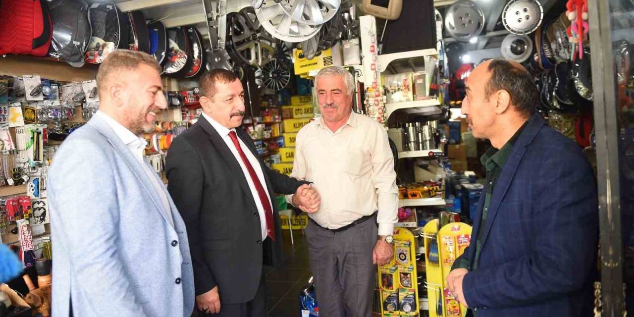 Belediye Başkanı Op. Dr. Rahmi Galip Vidinlioğlu Eski Sanayi Sitesi Esnafını Ziyaret Etti