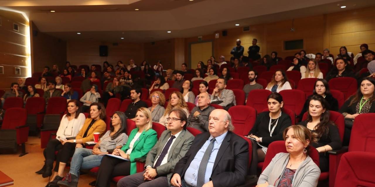 İzmit Belediyesinin Projeleri Tıp Fakültesinde Anlatıldı