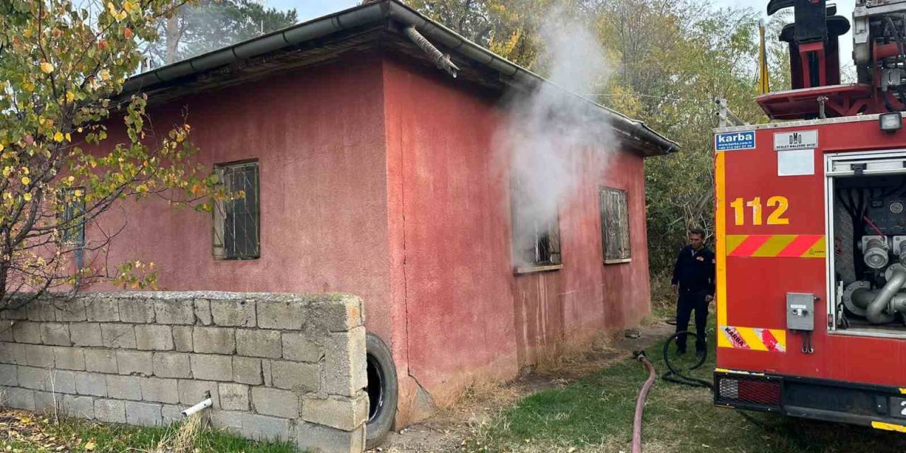 Erzincan’da Ev Yangını