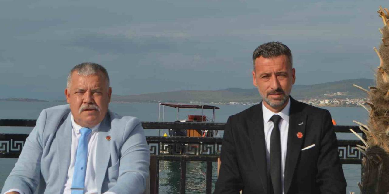 Ayvalık’ta İyi Partili Çakır Partisinden İstifa Etti