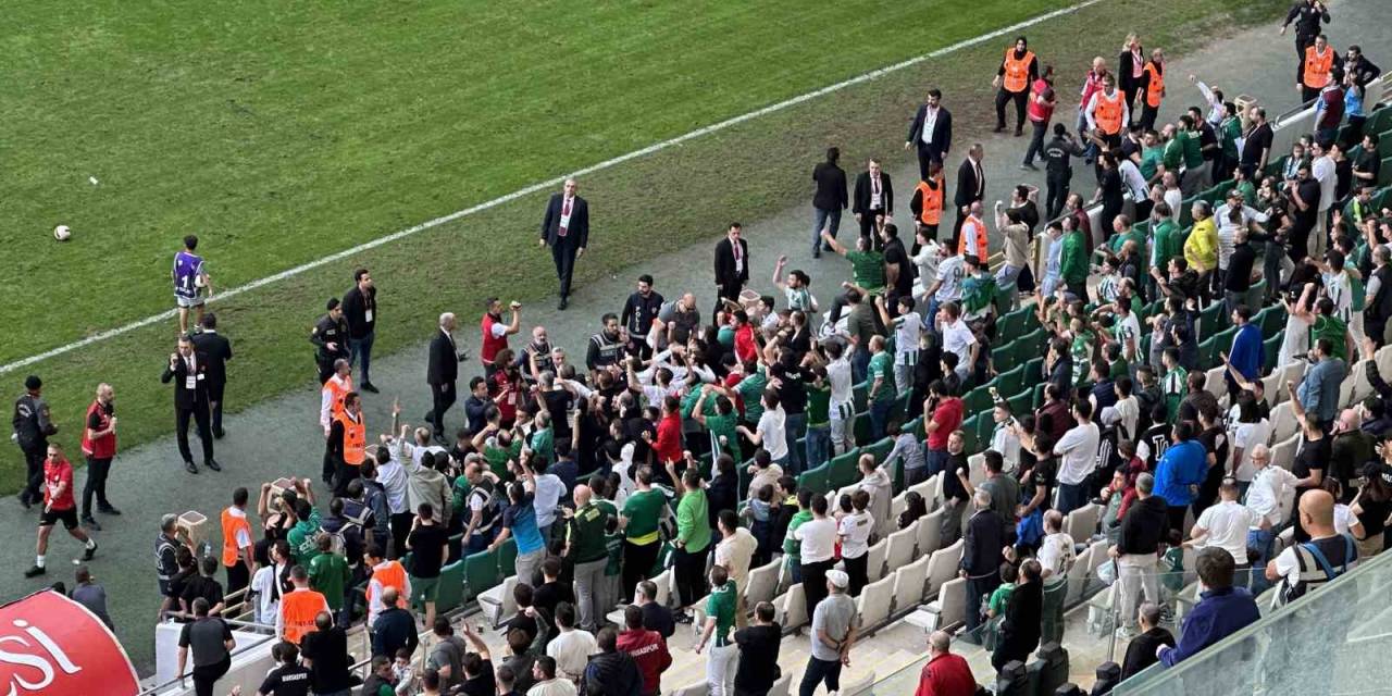 Bursaspor’a Pfdk’dan Ceza Geldi