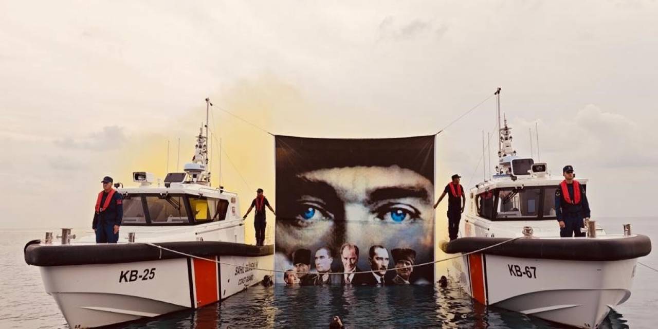 Samandağ’da Atatürk’e Saygı Zinciri