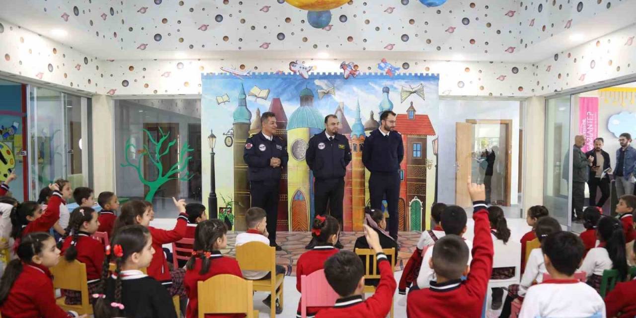 Çocuklar, Gelecekteki Mesleklerine Gaziantep Büyükşehir’le Karar Veriyor