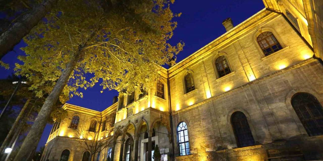 Valilik Ve Büyükşehir’den ‘Millî Mücadele’de Kayseri’ Konulu Eyvan Sohbetleri