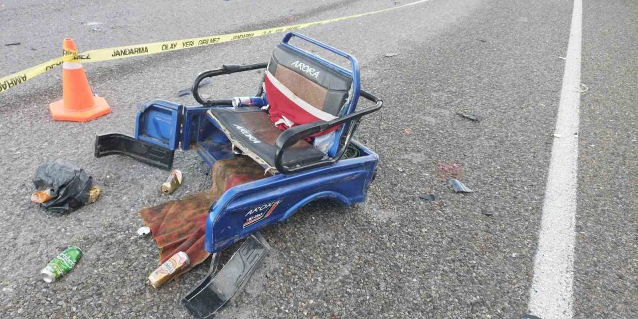 Otomobil Motosiklete Çarptı: 1 Ölü