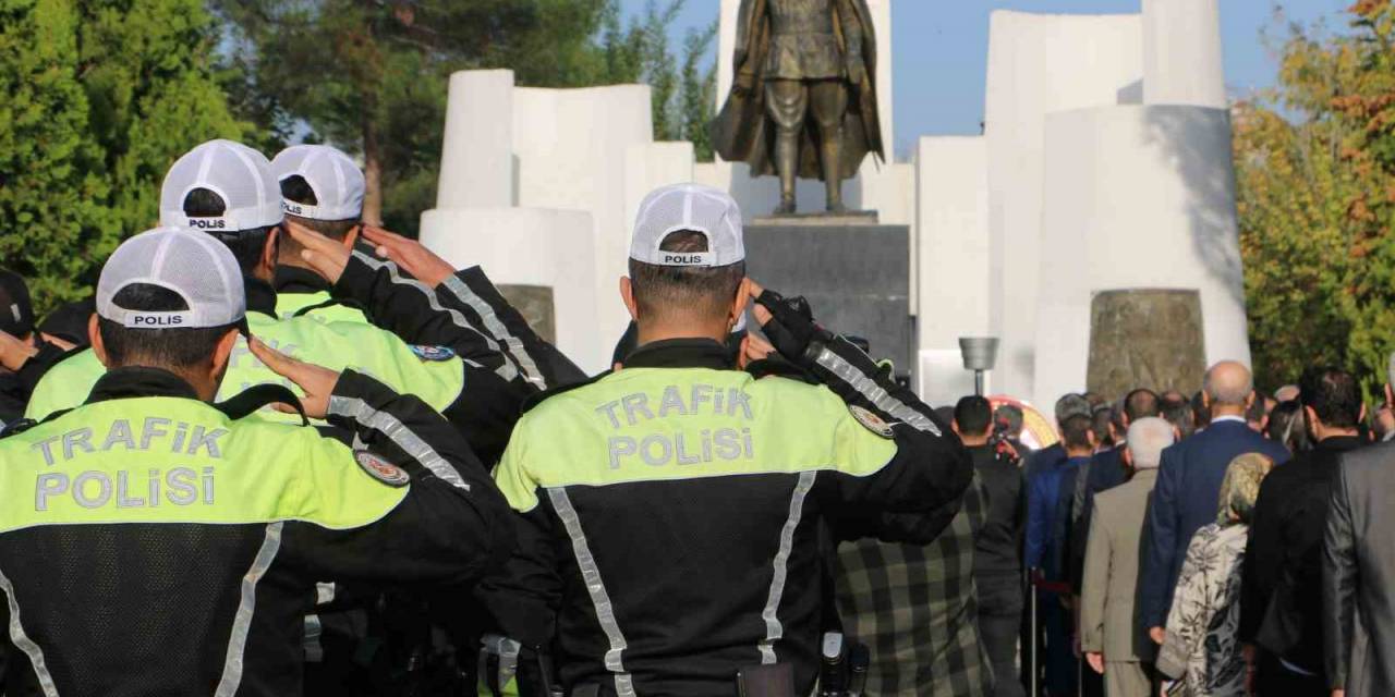 Güneydoğu’da Atatürk Düzenlenen Törenlerle Anıldı